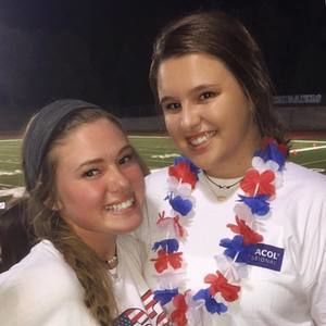 Meet your Posher, Elise